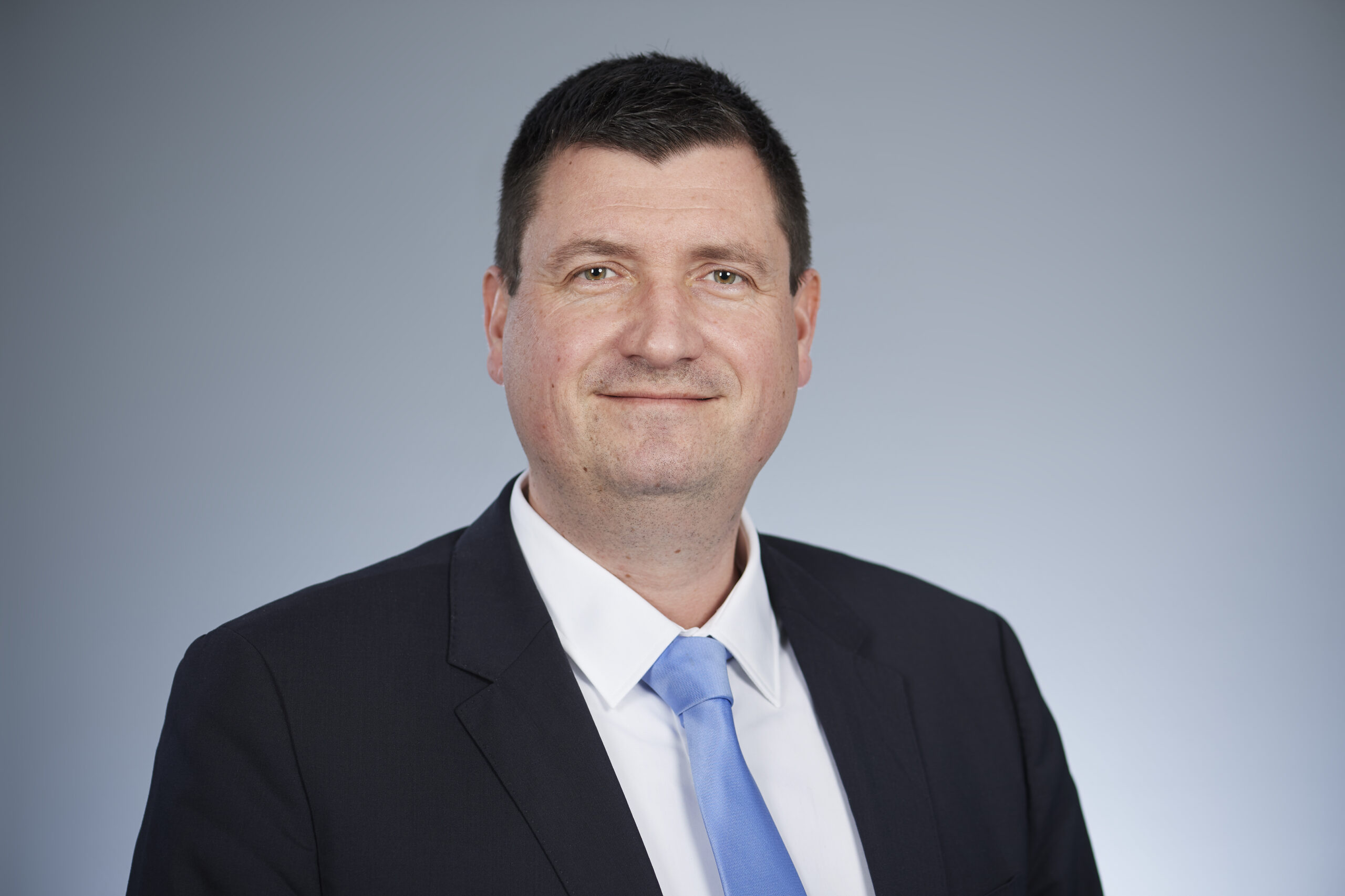 Hoffmann Tam&aacute;s